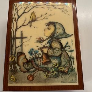 HUMMEL MUSIC/Jewerly Box plays “Love Story”